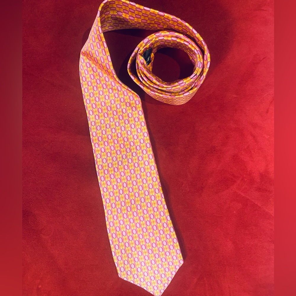 Ermenegildo Zegna Orange Pattern Tie in like new condition